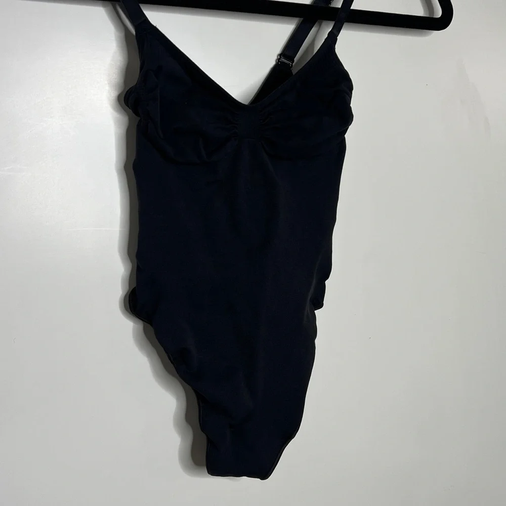 SKIMS Sz S Seamless Sculpt Thong Bodysuit - Unworn